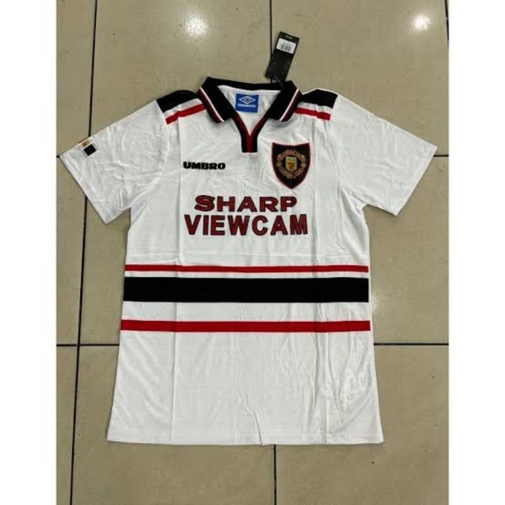 JERSEY MANCHESTER UNITED AWAY RETRO PUTIH MUSIM 1997/1998 GRADE ORI