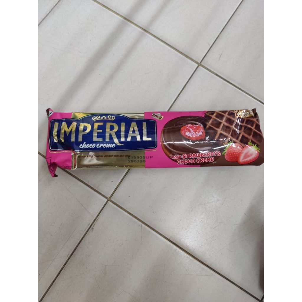 imperial biskuit strawberry 100 gr