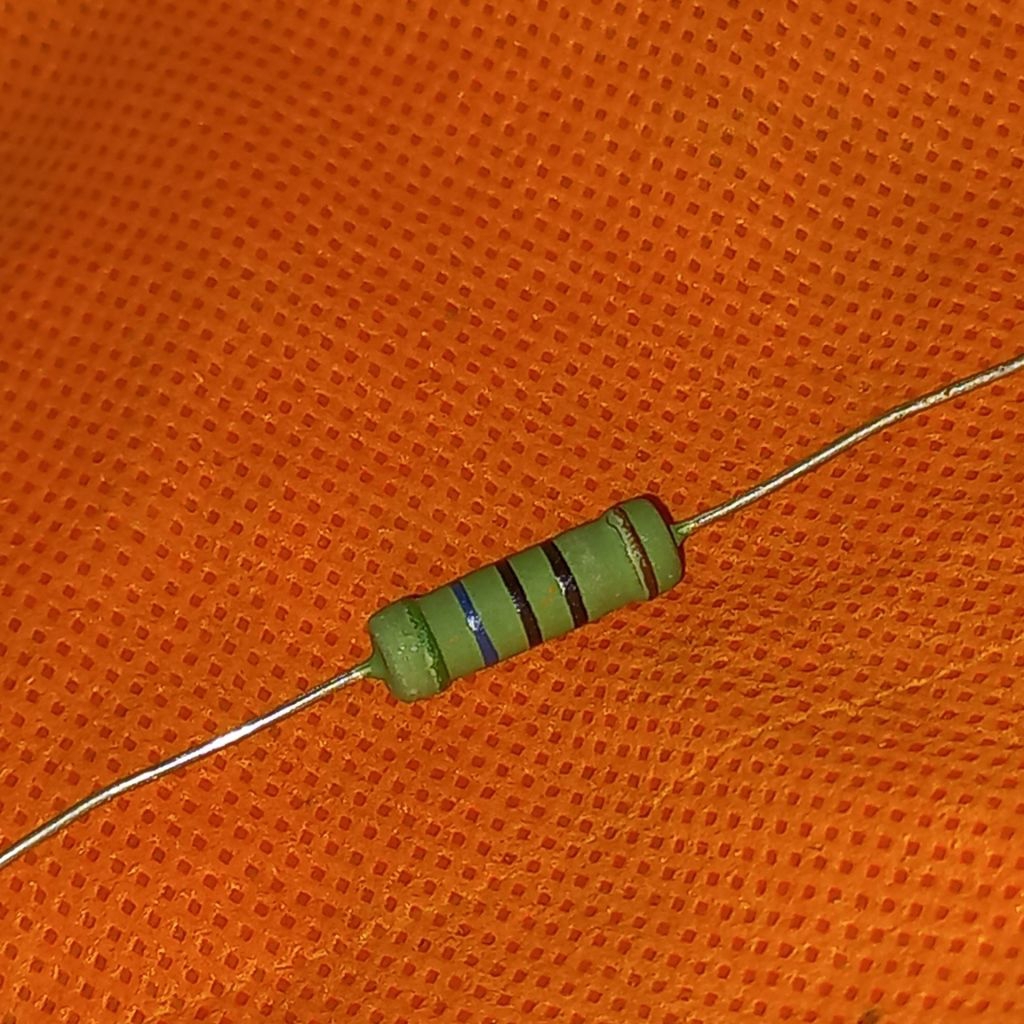 resistor R ORIGINAL TAIWAN 560r 2W 560 560ohm 2watt 2 w watt WAT 2WAT F