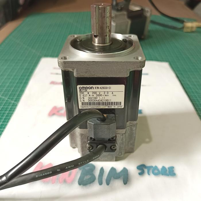 Omron R7M-A20030-S1 Servo Motor 200 W