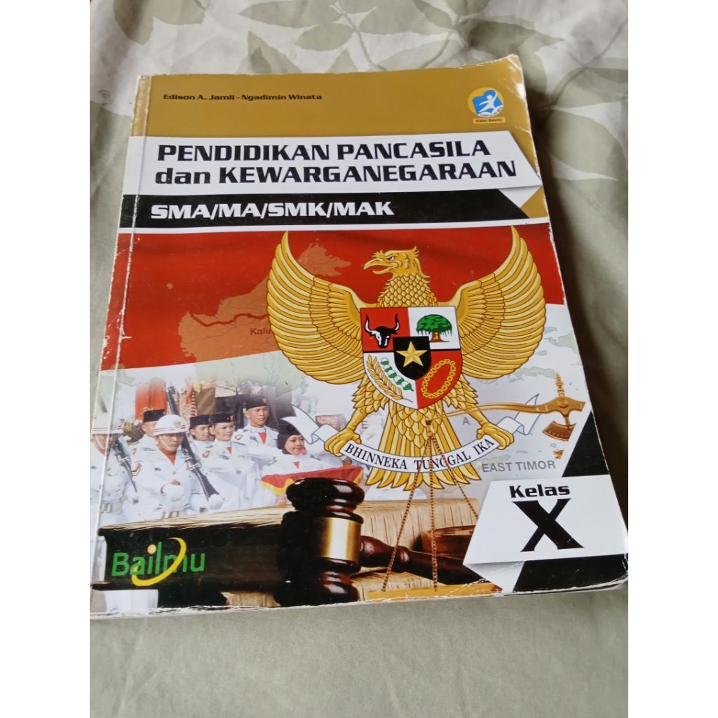 PPKN SMA Kelas X (Preloved)