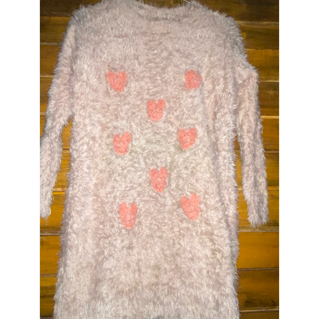 sweater bulu Preloved