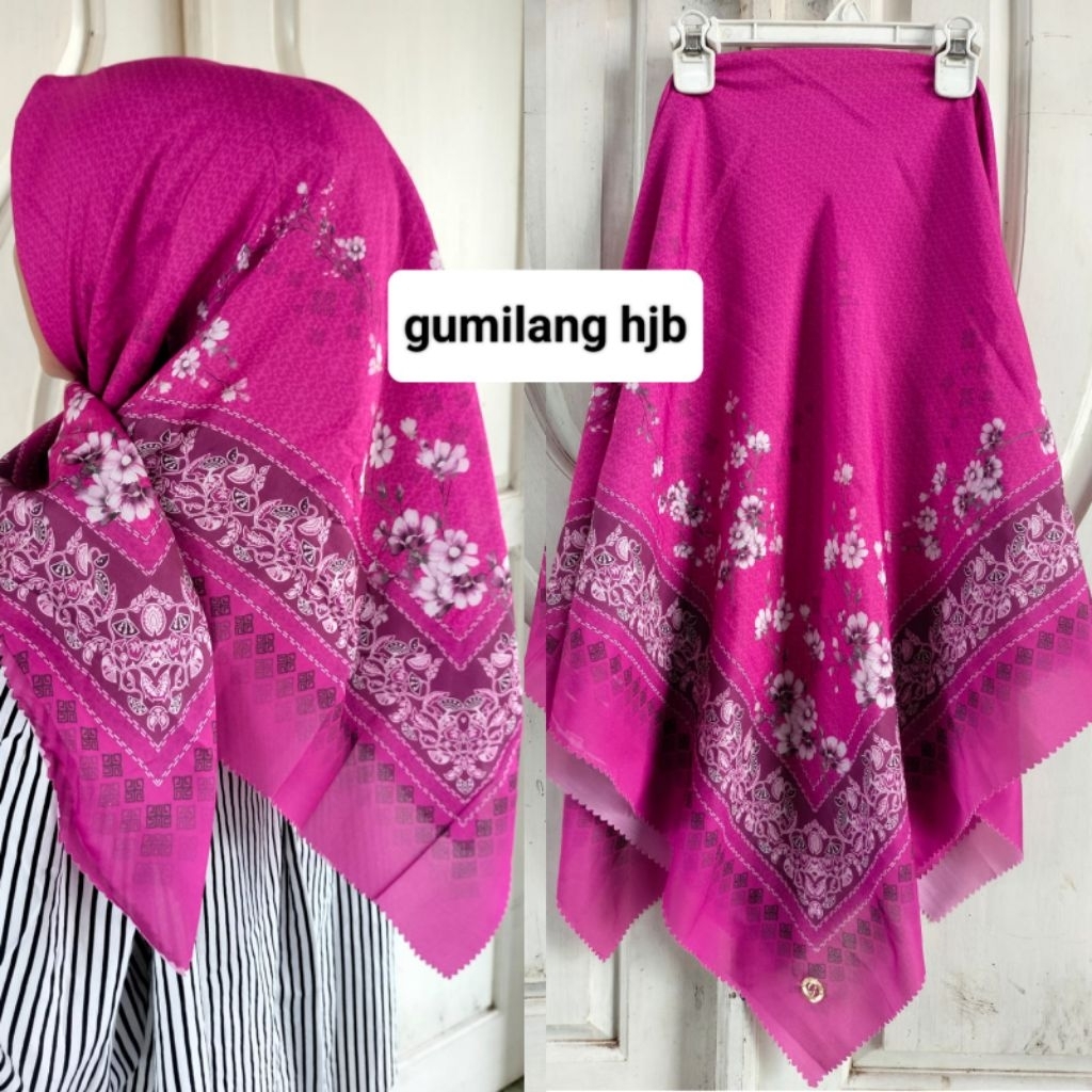 hijab segiempat motif fanta/fushia.hijab motif terlaris/hijab motif pink/hijab segiempat terbaru