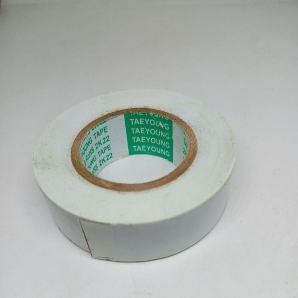 SOLASI ISOLASI KABEL WARNA PUTIH MEREK TAEYOUNG