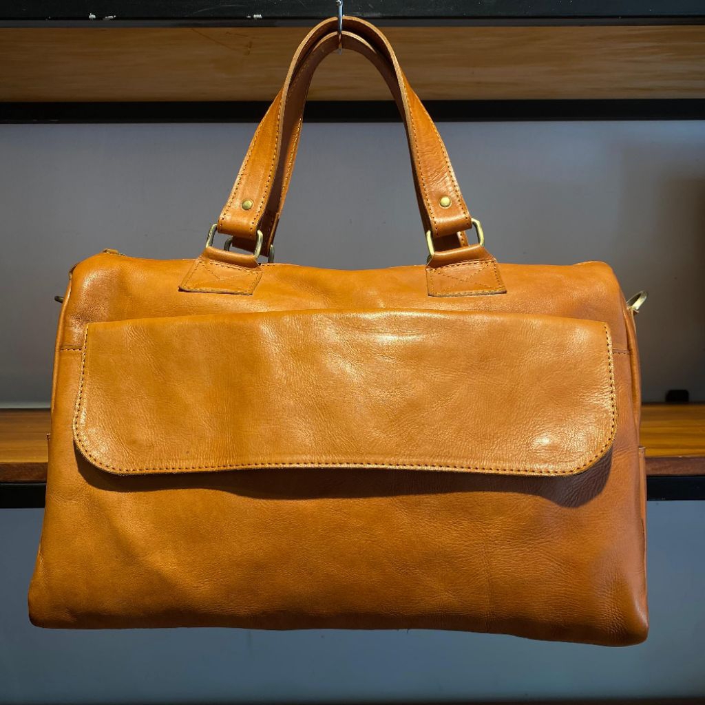 Leather Messenger Bag Amica