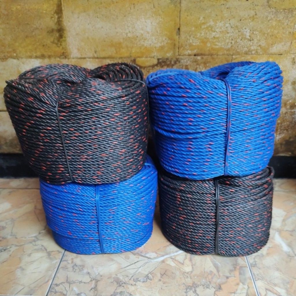 Tali tambang plastik / tali tampar ukuran 5 mm berat 1 rol ± 2,5 kg