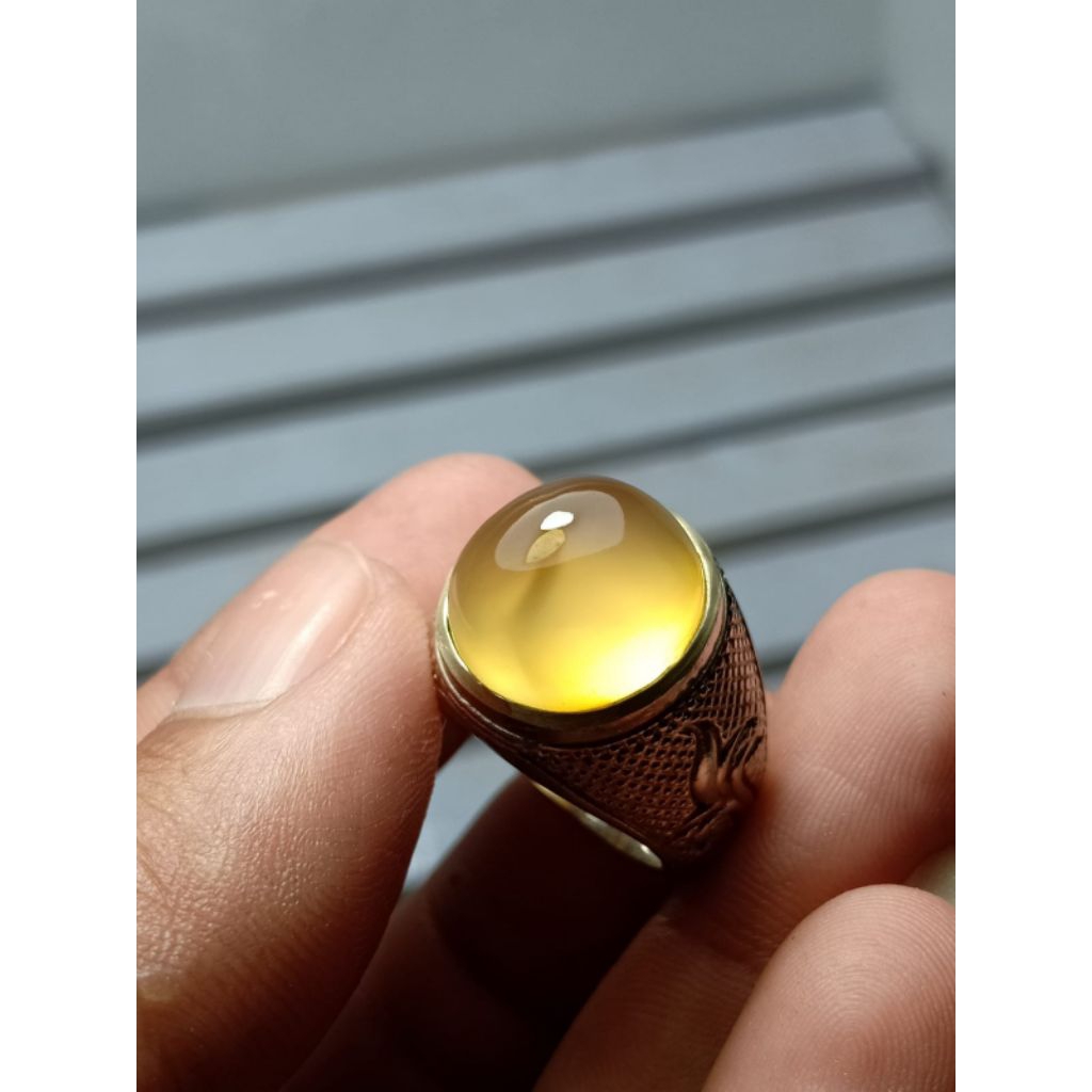 cincin batu combong antik