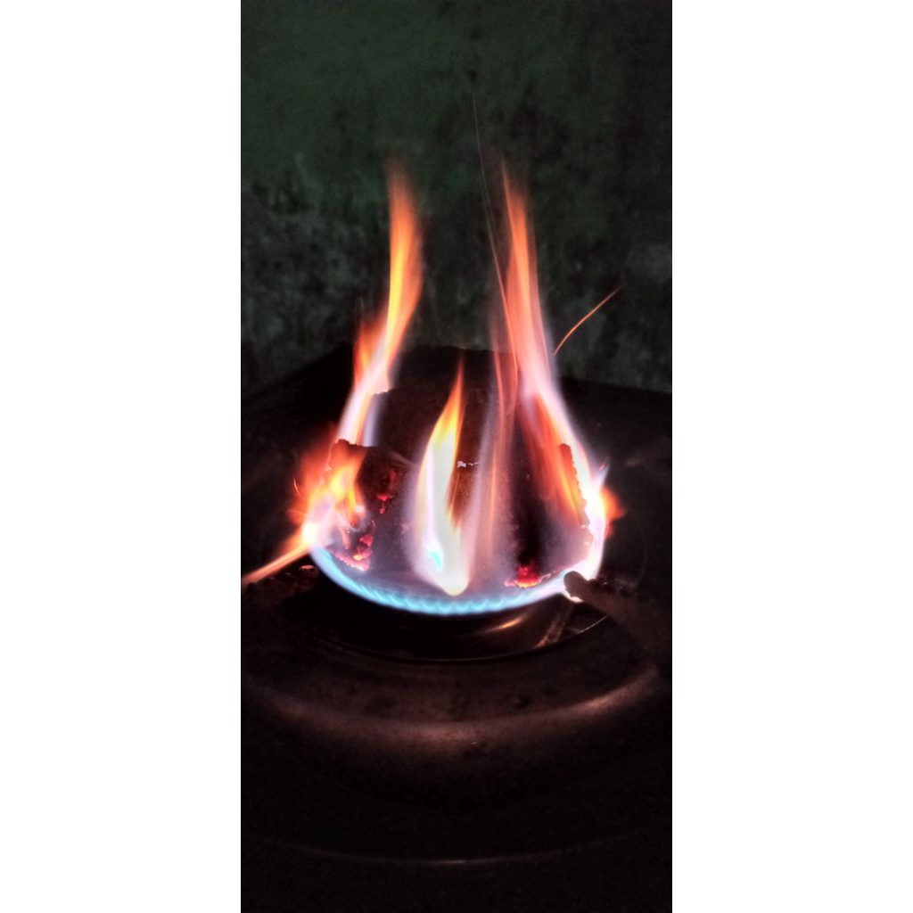 Briket Sekam Padi 1 PCS isi 9 extra jumbo 4 kali lebih besar