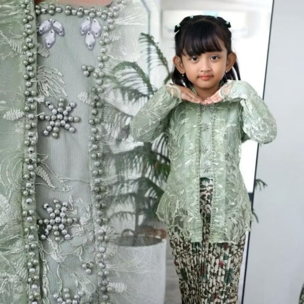 set kebaya kutu baru anak/kebaya kutu baru payet/kebaya jawa/kebaya anak usia 5-12 tahun