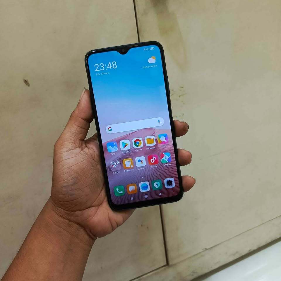 POCO M3 6/128GB – HP Baterai Badak & Kamera Jernih Harga Terjangkau