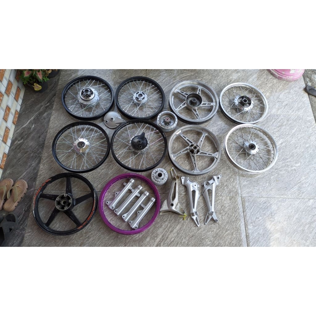 velg depan original copotan Vixion old