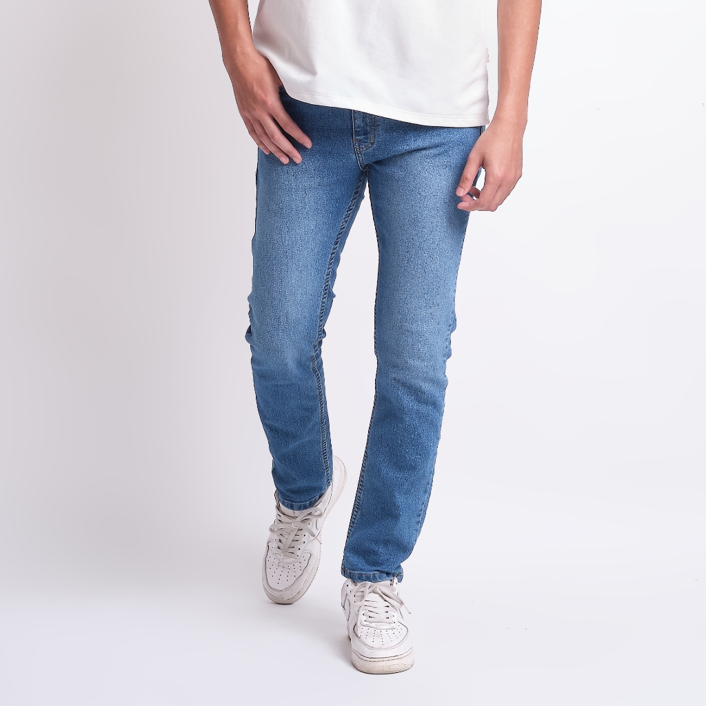 TRIPLE Celana Jeans Stretch Regular Slim (94 858 BWC)