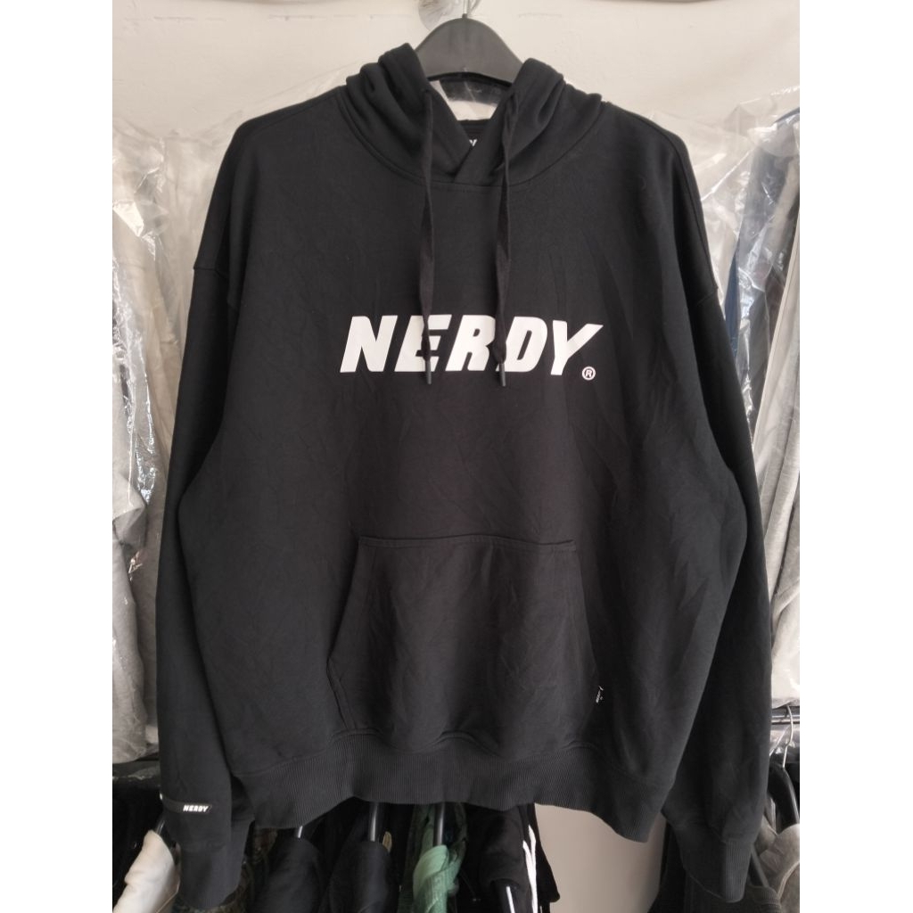 NERDY HOODIE