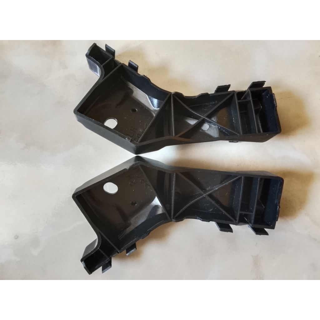 Breket Bumper Depan Suzuki APV, APV Arena, APV Mega Cerry ASLI ORIGINAL