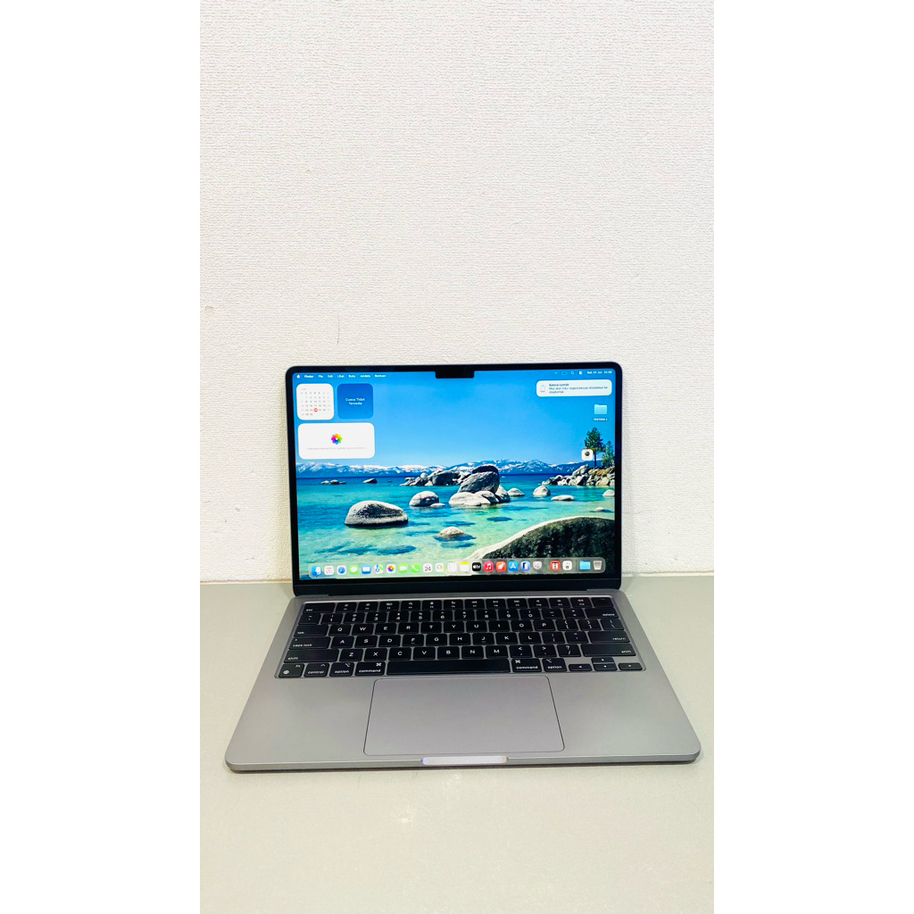 MACBOOK AIR RETINA M2 2022 || RAM 24gb || SSD 512 SECOND BERGARANSI LIKE NEW