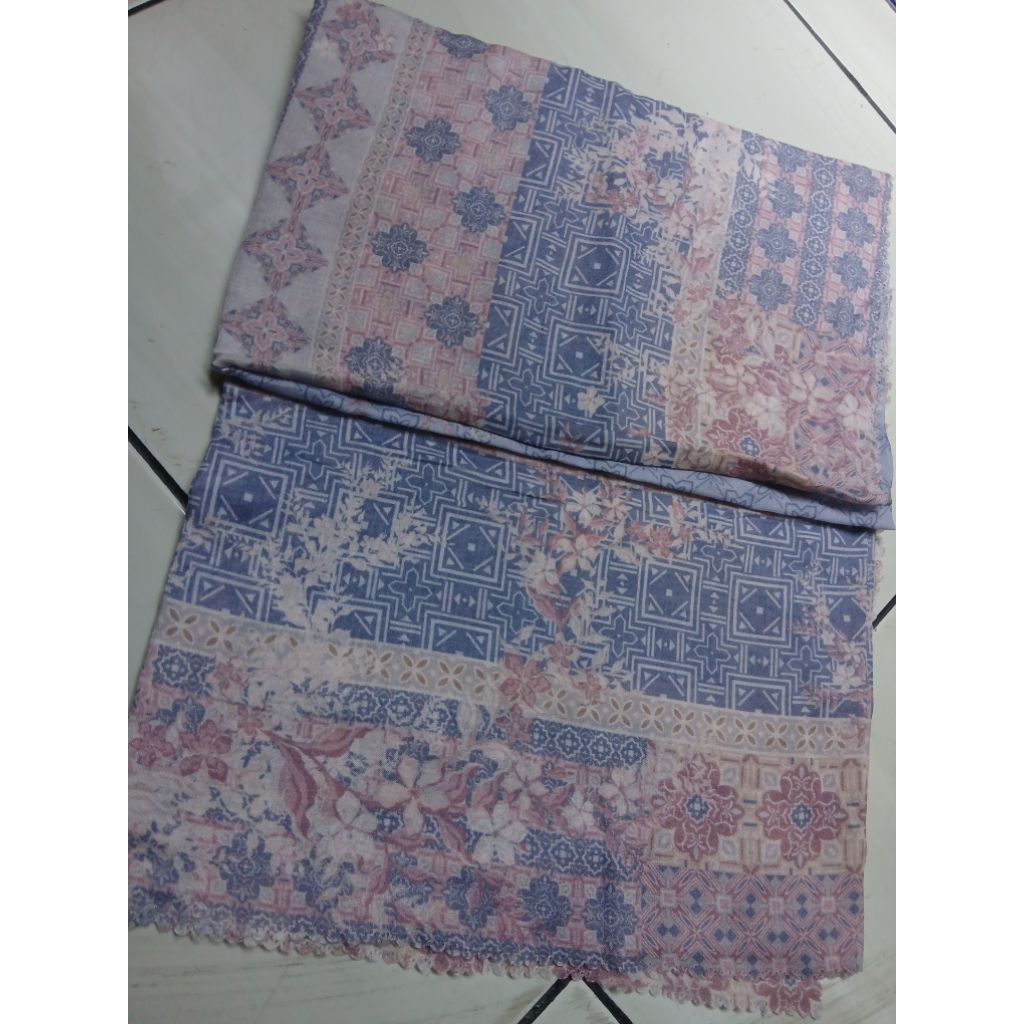 Jilbab segiempat motif PL