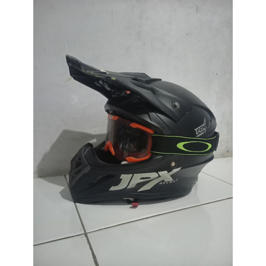 Helm JPX original