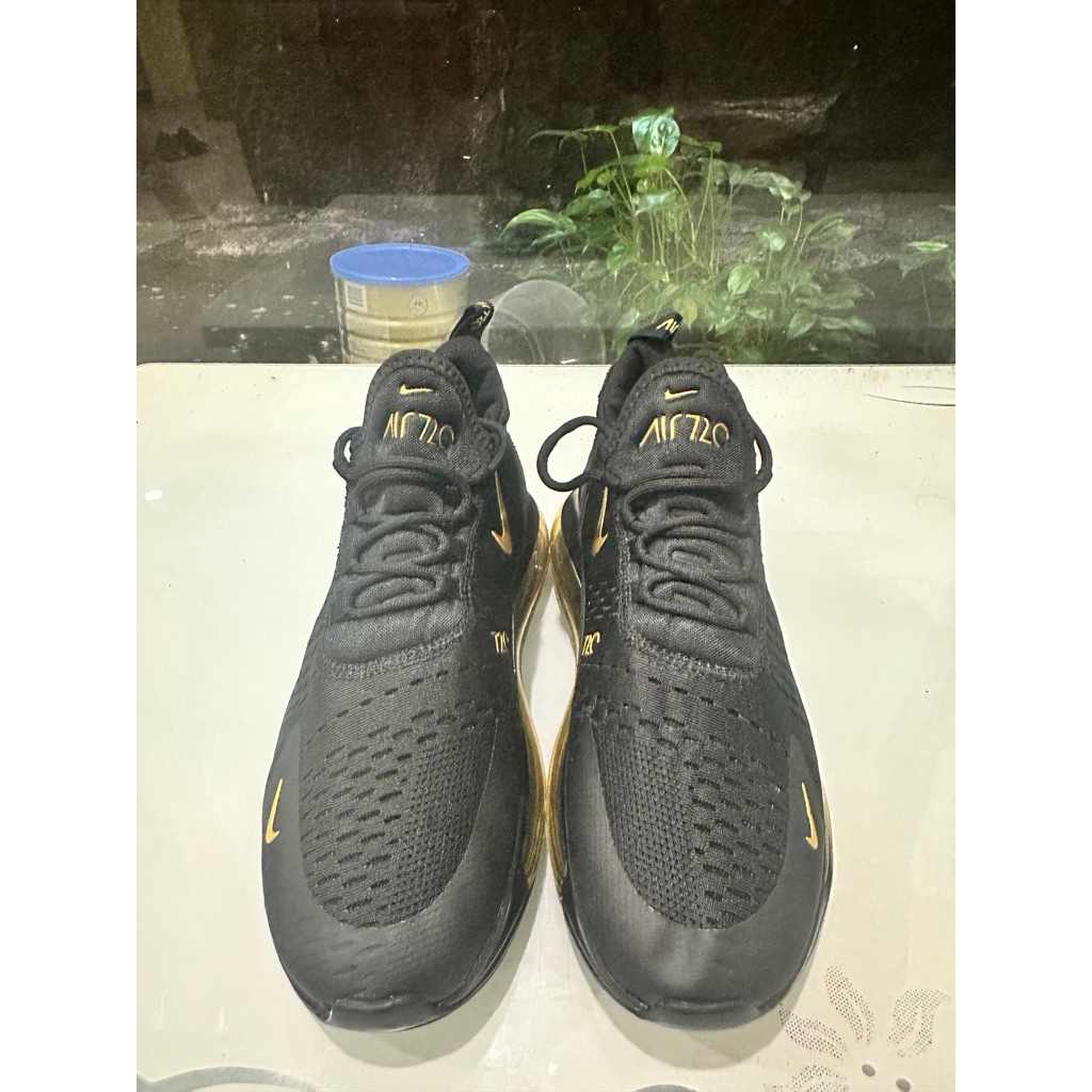 sepatu air max 720 hitam