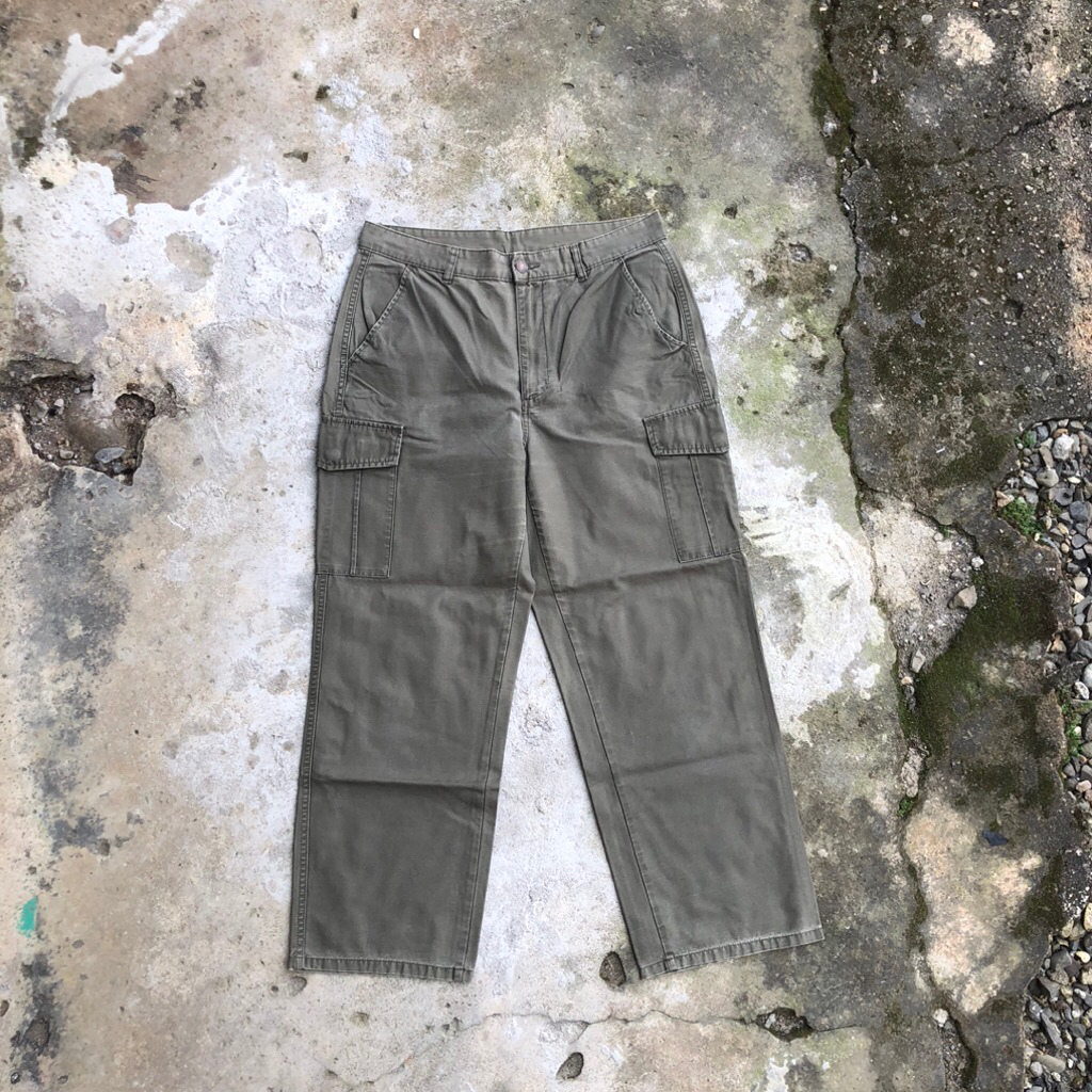 GUniqlo cargo pants ( second/bekas )