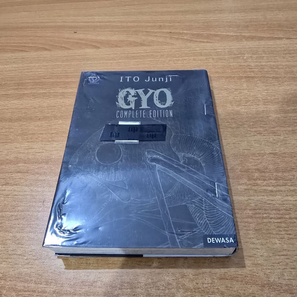 Komik Junji Ito Gyo Complete Edition Preloved