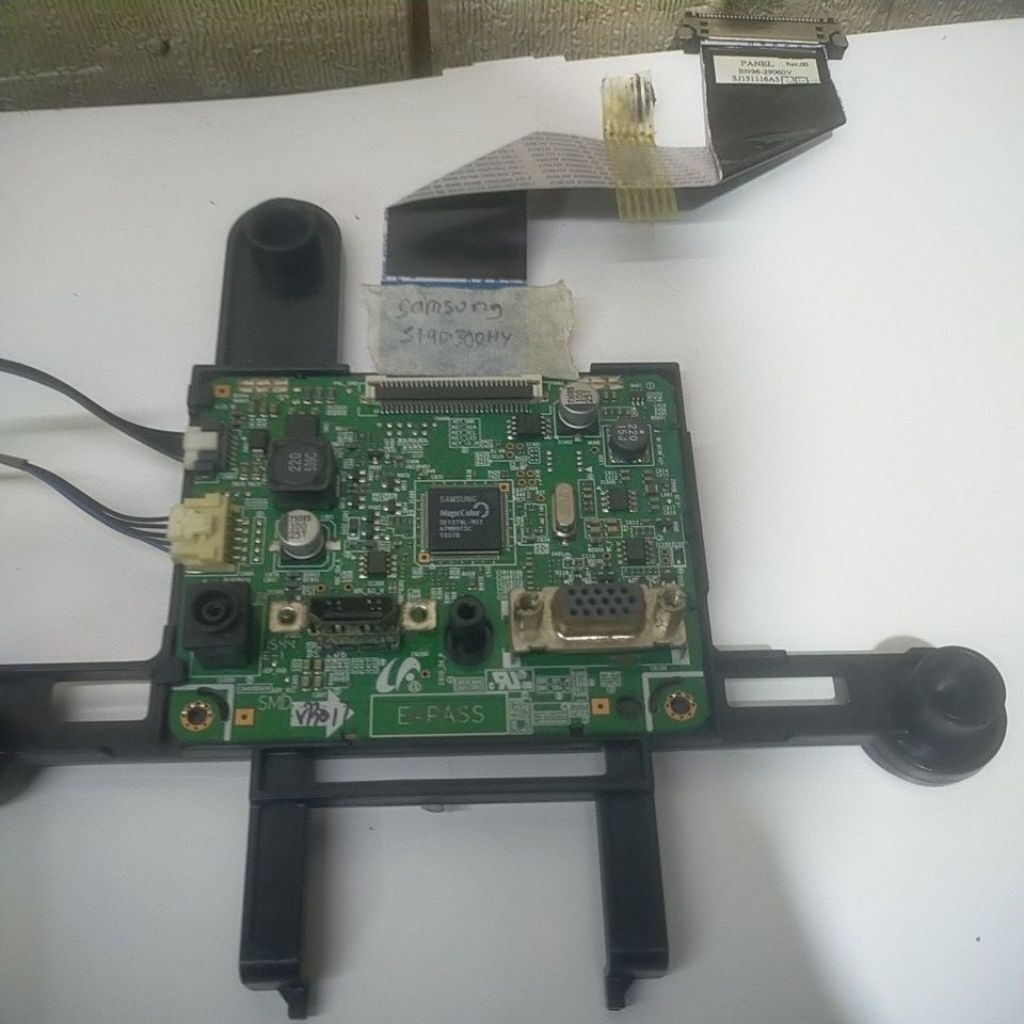 Mobo mainboard monitor Samsung s19d300hy