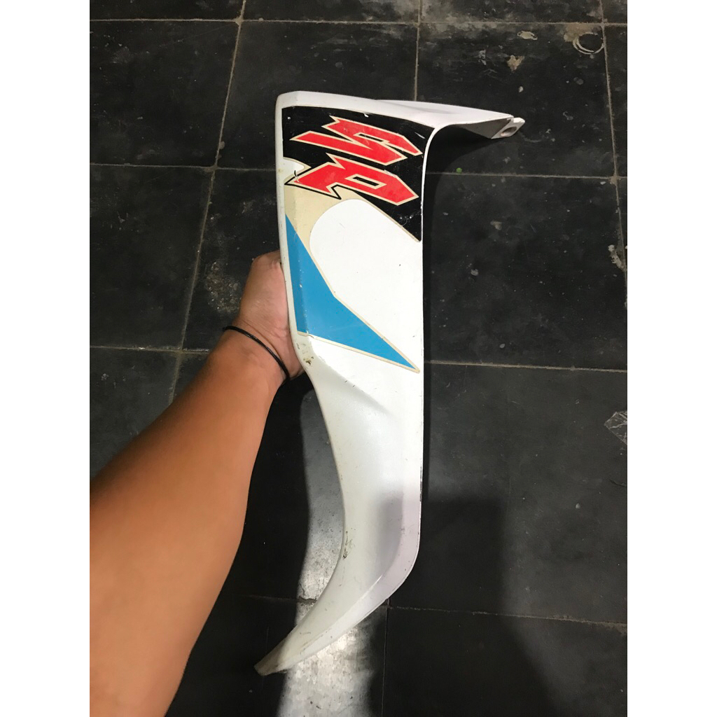 Legshield Sayap Luar Shogun 125 SP NR Robot Original Copotan bagian Kanan Siap PasangCover Sayap Dep