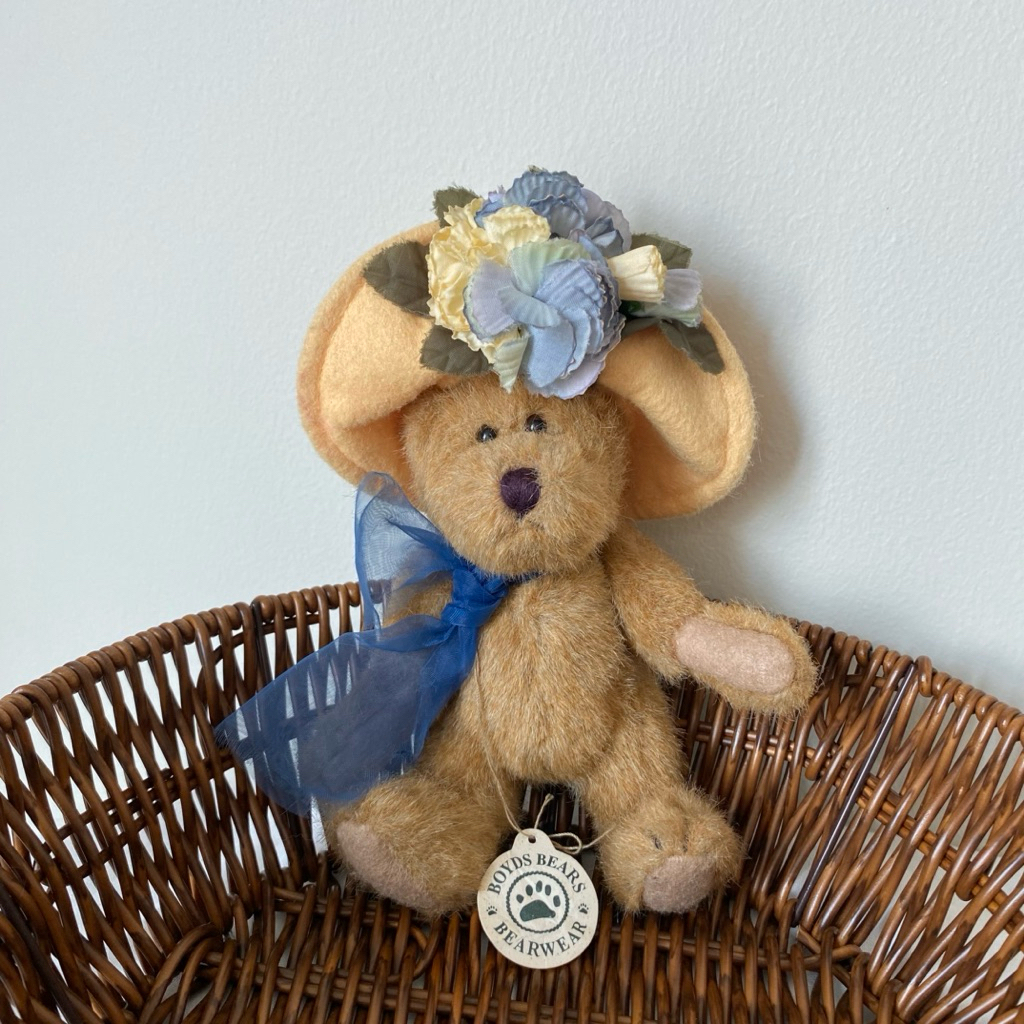 boneka boyds classic teddy bear pakai topi