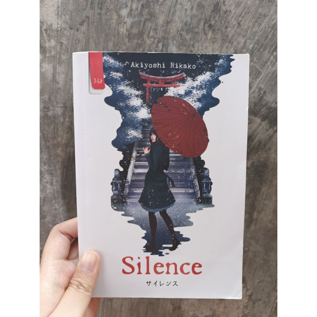 Preloved Novel Silence - Akiyoshi Rikako