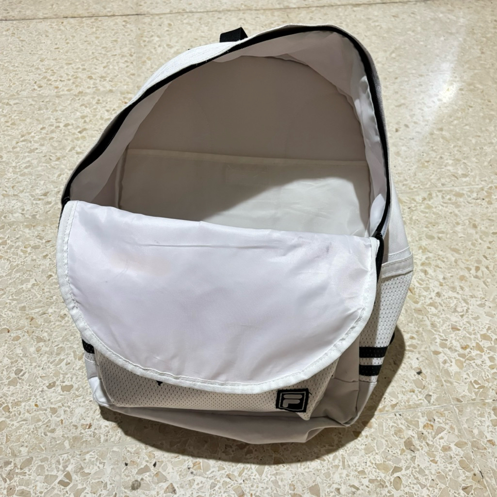 Preloved FILA Tas Backpack White