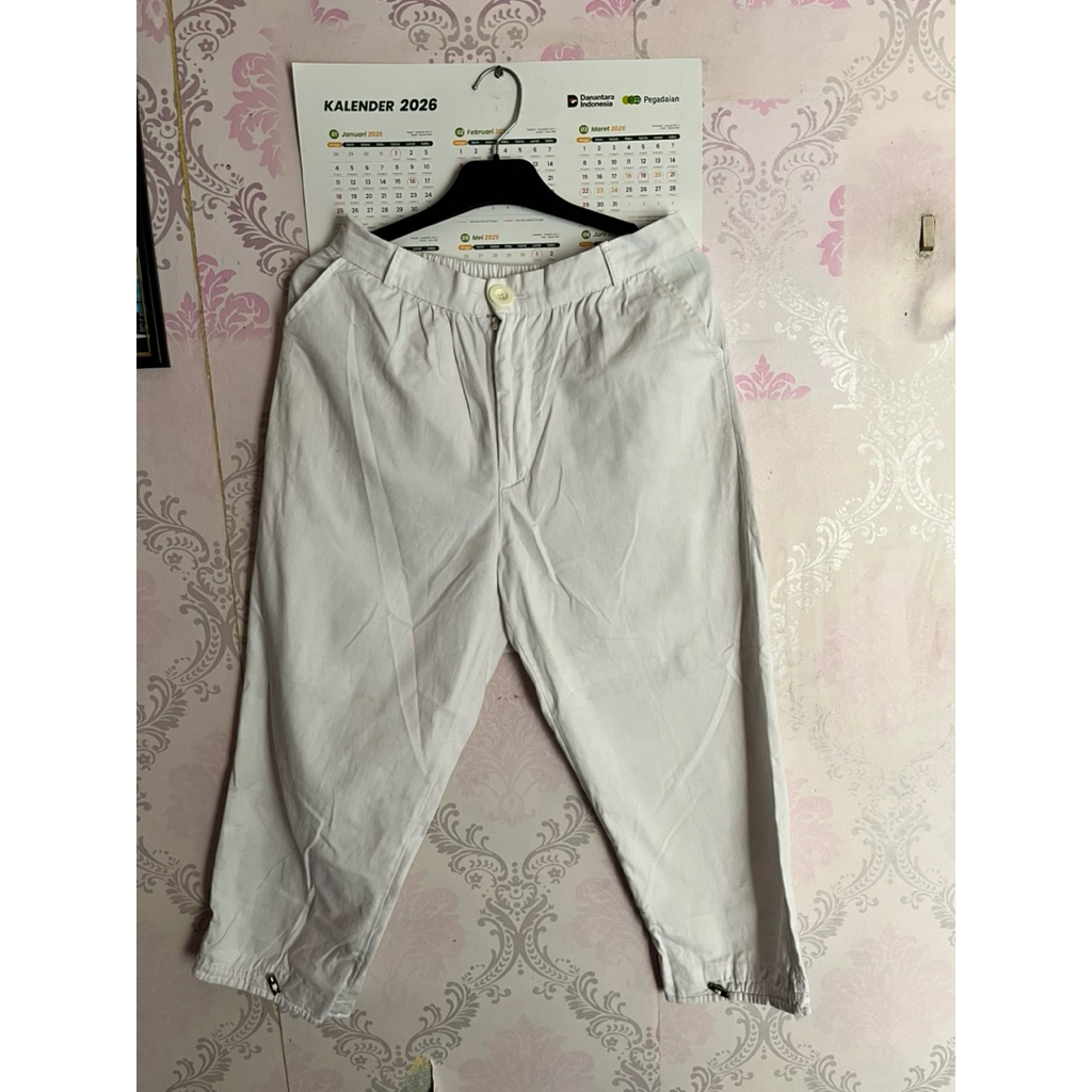 preloved celana boyfriend by Chic girl matahari