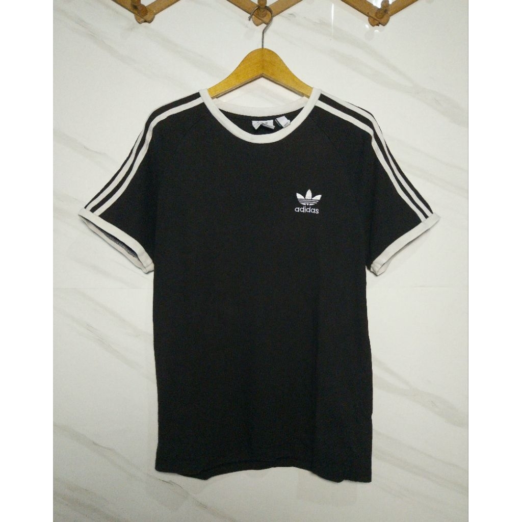 kaos Adidas ringer tee