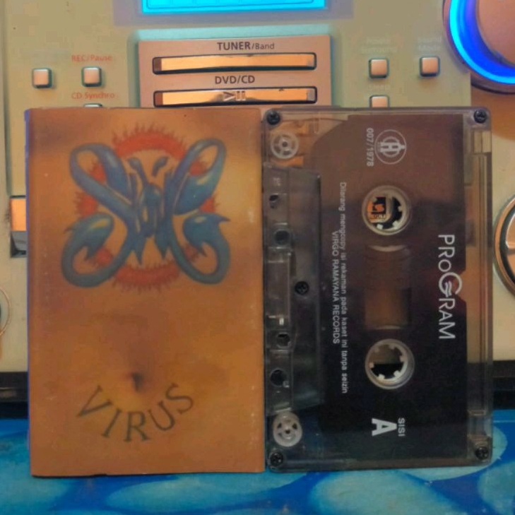 kaset pita Slank virus