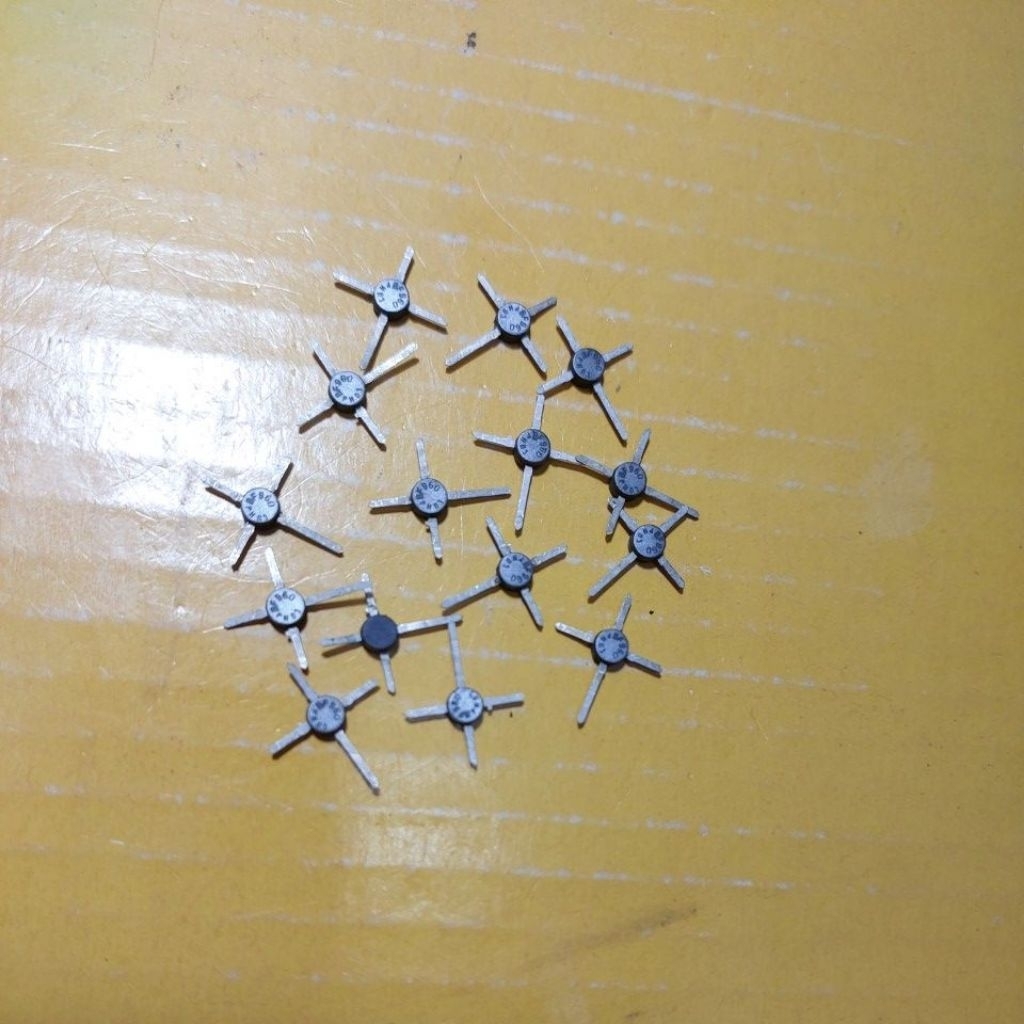 BF 960  - TRANSISTOR ASLI ORI