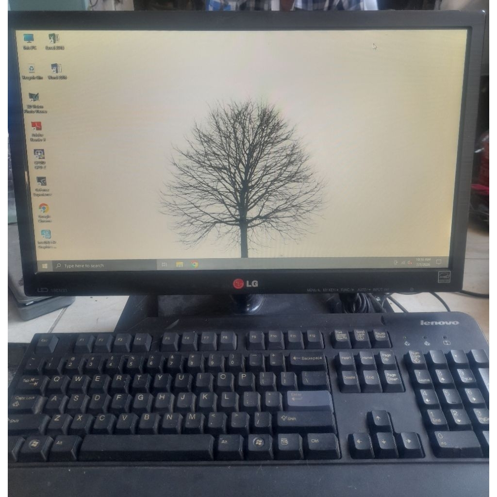LCD LED MONITOR LG 19 INCHI BEKAS NORMAL