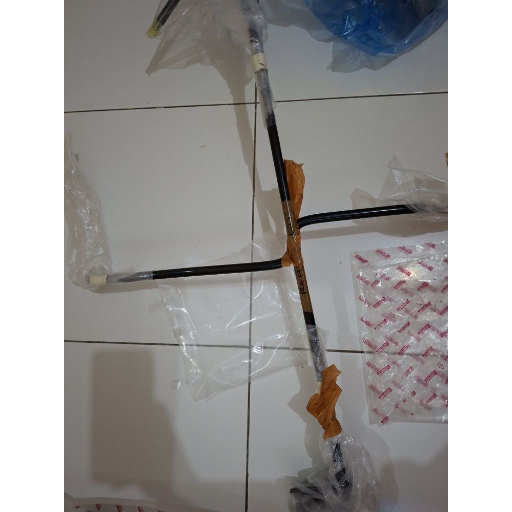 bracket ban serep grand max pick up ori
