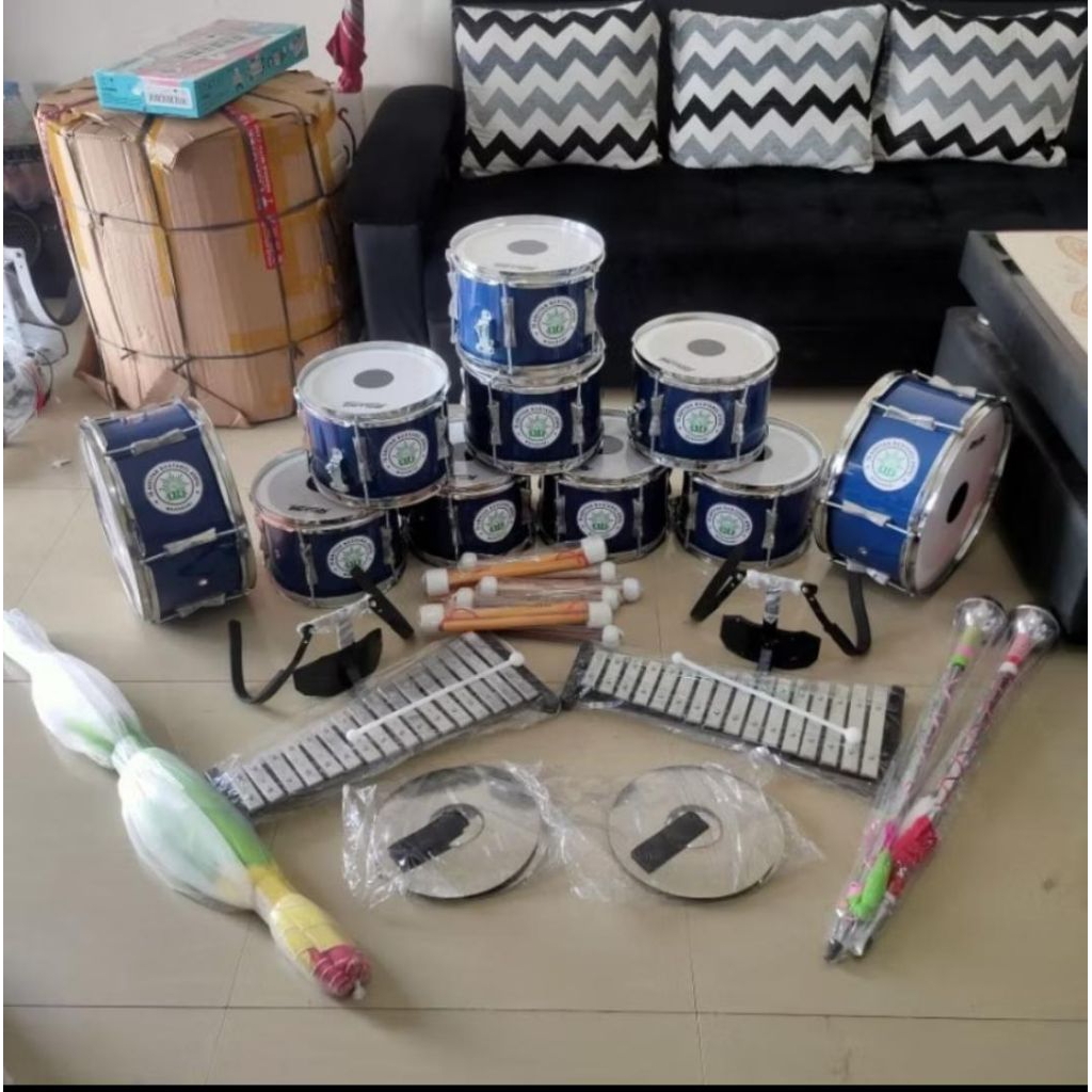 paket 1 unit drumband anak SD 35 personil ful set lengkap rikues warna dan logo skolah