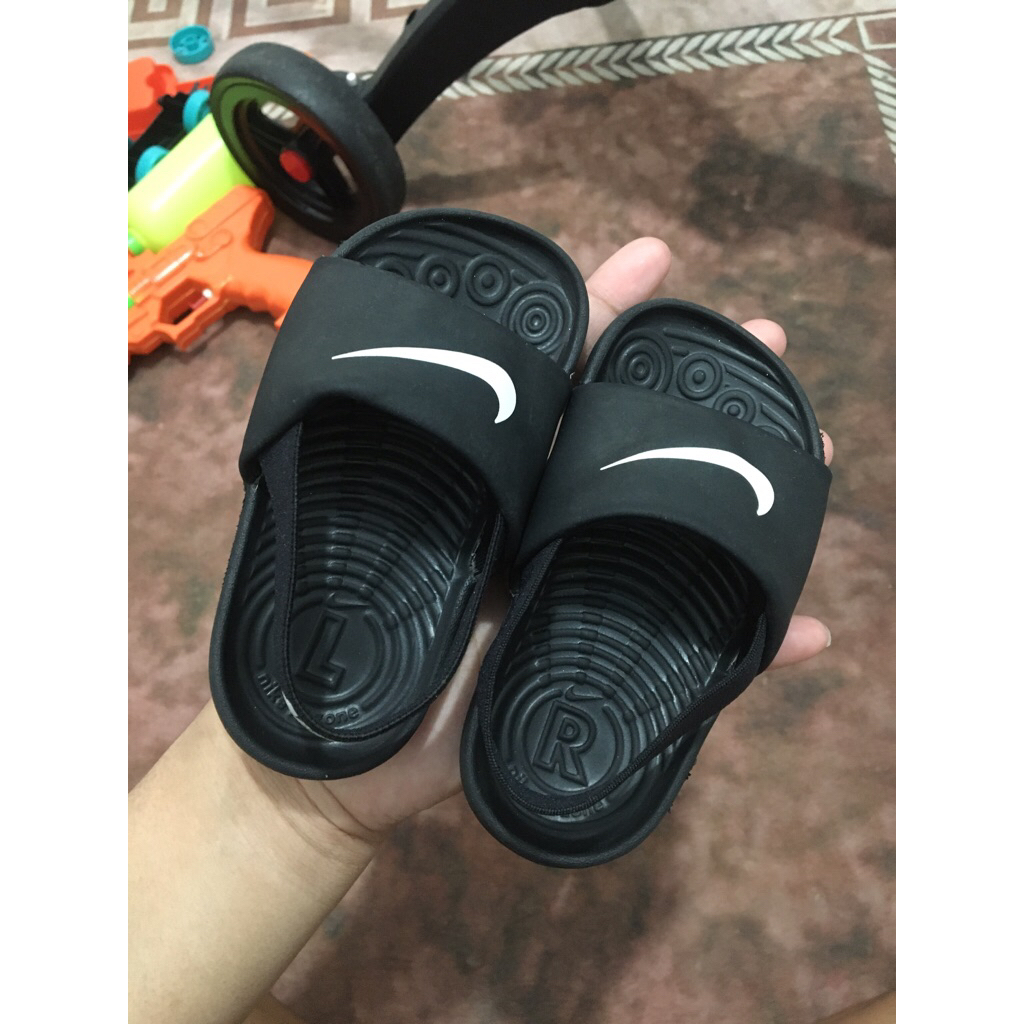 nike kawa slide