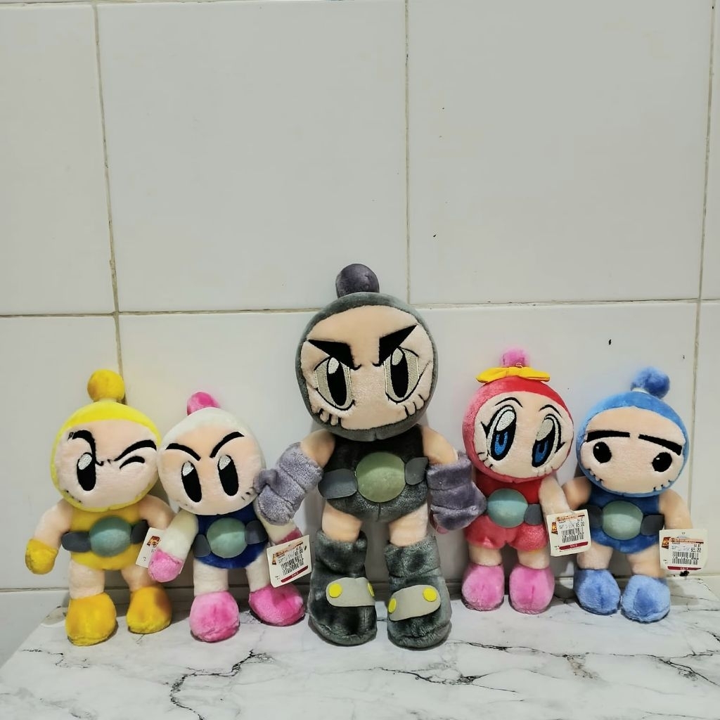 Boneka Plush Karakter Bomberman / B-Daman Set