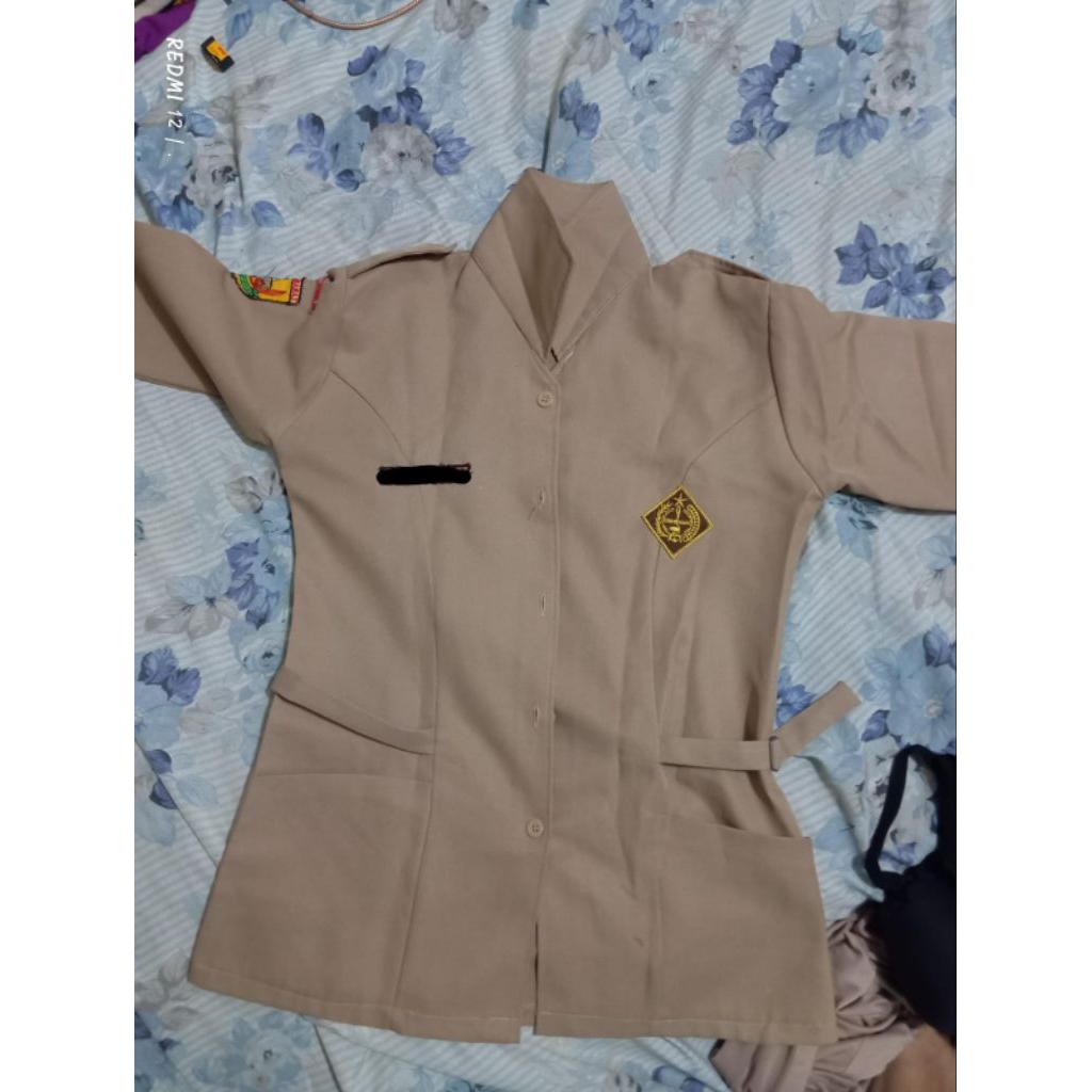 preloved baju pramuka