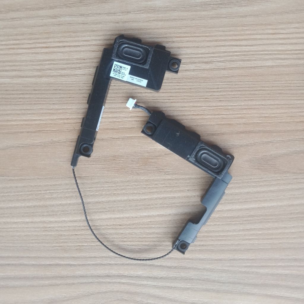 speaker laptop dell Inspiron 13 5370 model P87G001