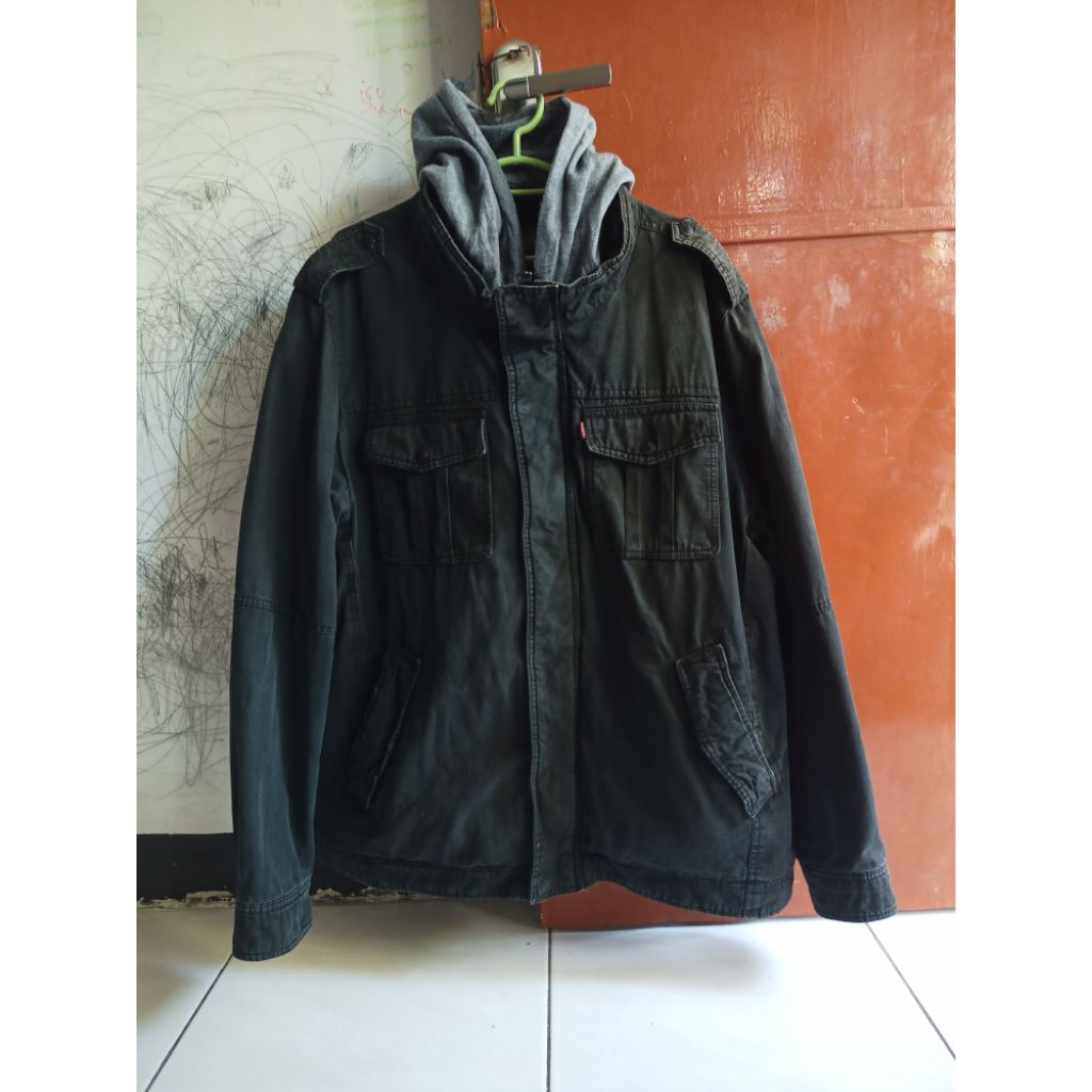 jacket denim Levi's inner sherpa, Preloved
