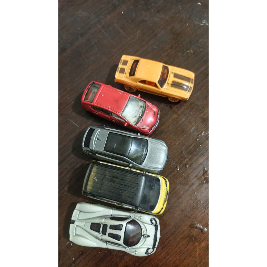 Borongan Hot Wheels silver series, Matchbox, Tomica JUNK ISI VW ID Buzz, Toyota Prius, Pagani, camar