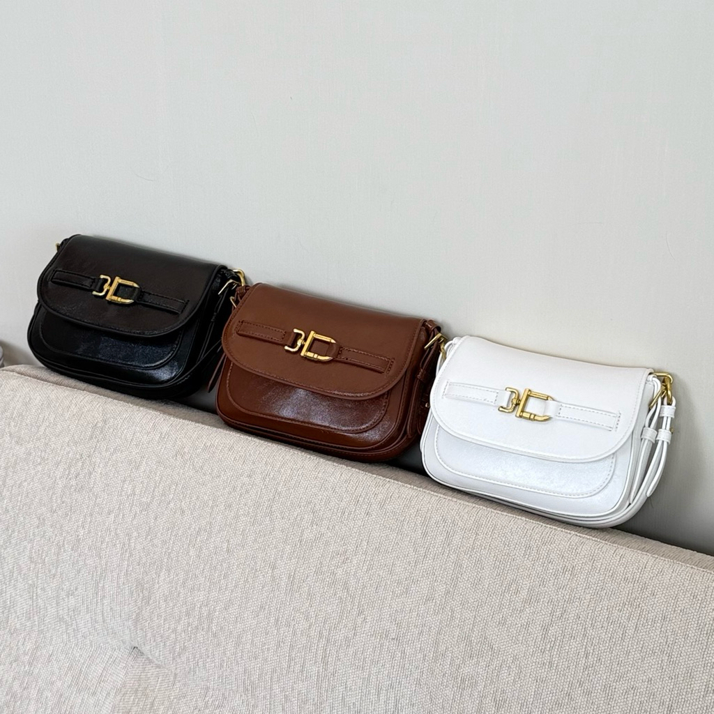 Saddle Flap Leather SlingBag