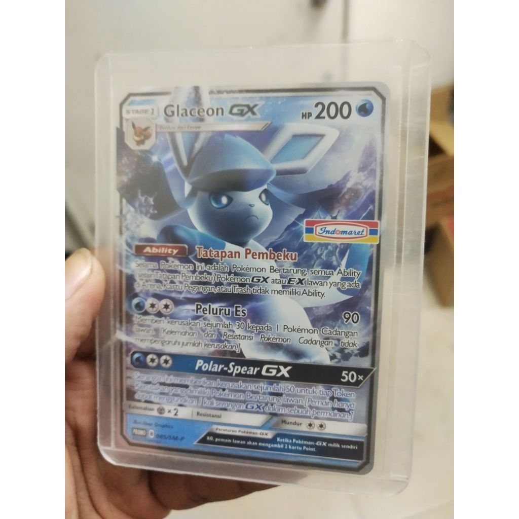 Kartu pokemon Glaceon gx (indomaret)