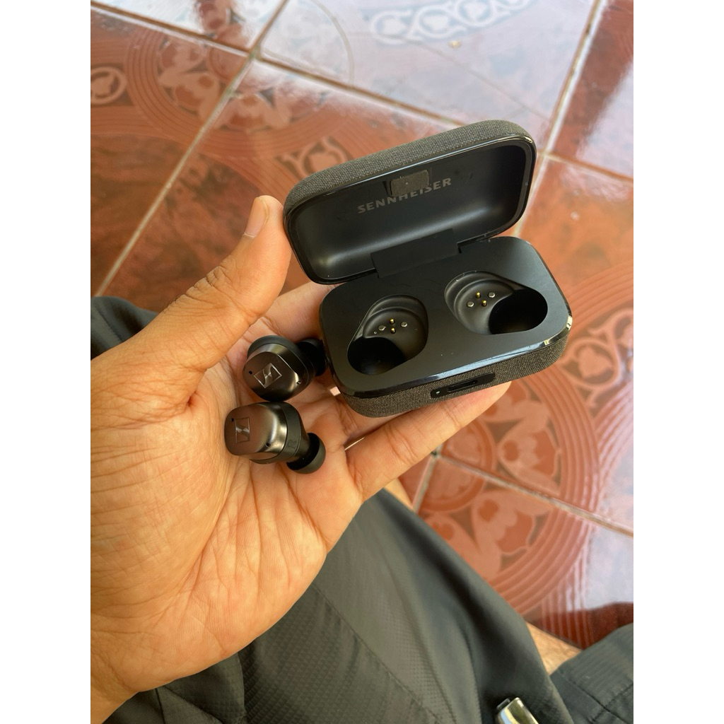 sennheiser momentum 4
