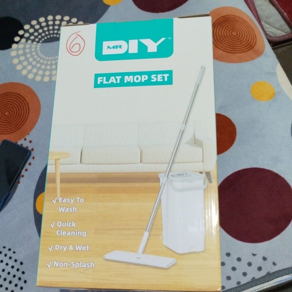 Flat Mop Set Mr DIY pengepelan