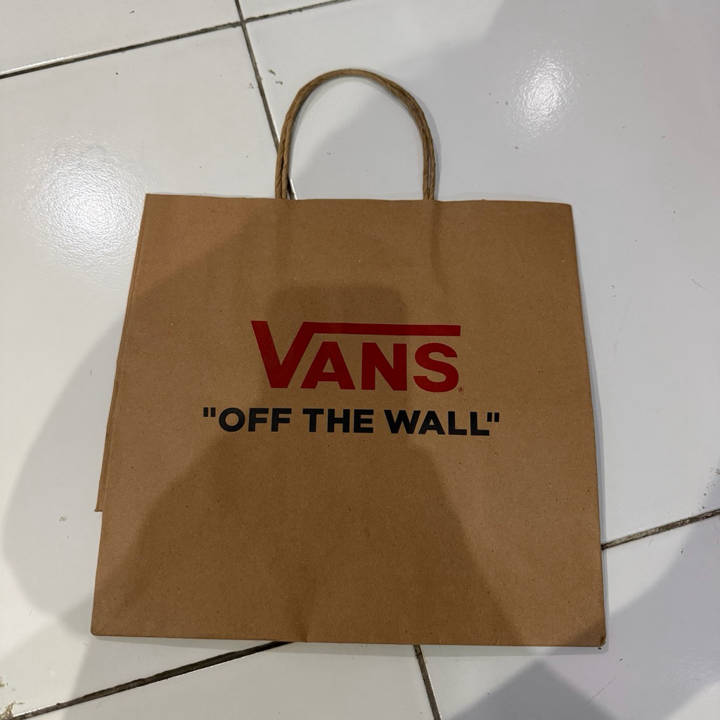 tas kertas / paperbag / ori VANS