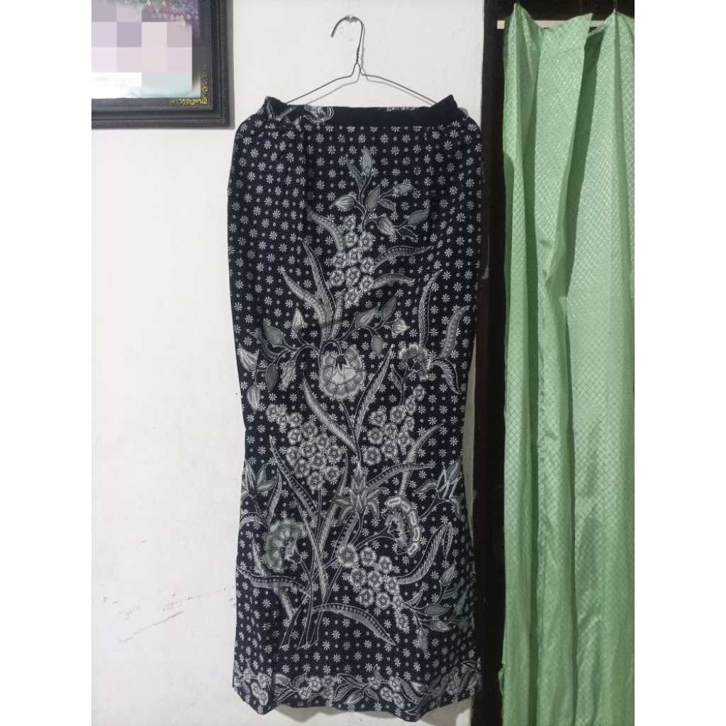 Rok batik model duyung SLIMFIT (preloved)