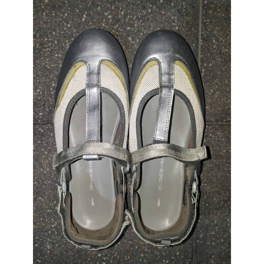 Preloved hijack flo hijacksandals x ayladimitri
