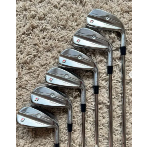 Golfline | Stick Golf Iron Set Bridgestone 233HF